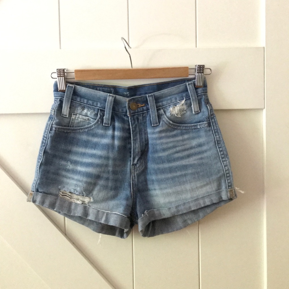 Levi’s shorts
